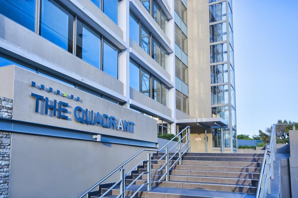 The Quadrant Apartments كيب تاون المظهر الخارجي الصورة