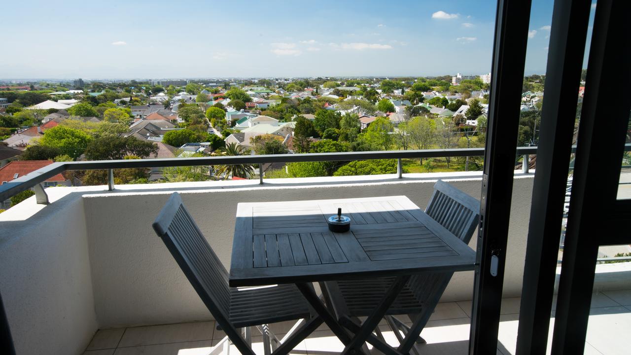 The Quadrant Apartments كيب تاون المظهر الخارجي الصورة